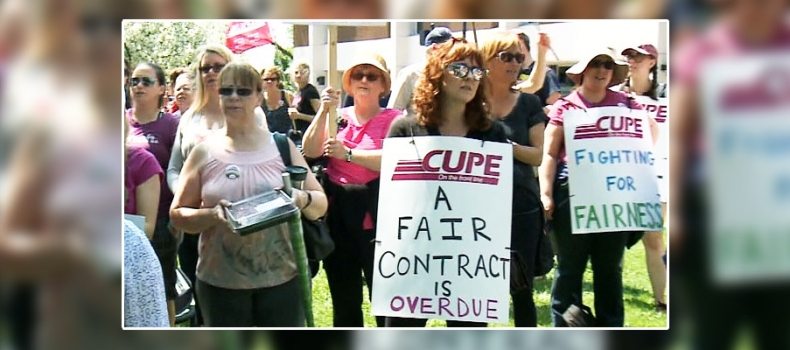 Striking workers reach tentative agreement with City of Cornwall